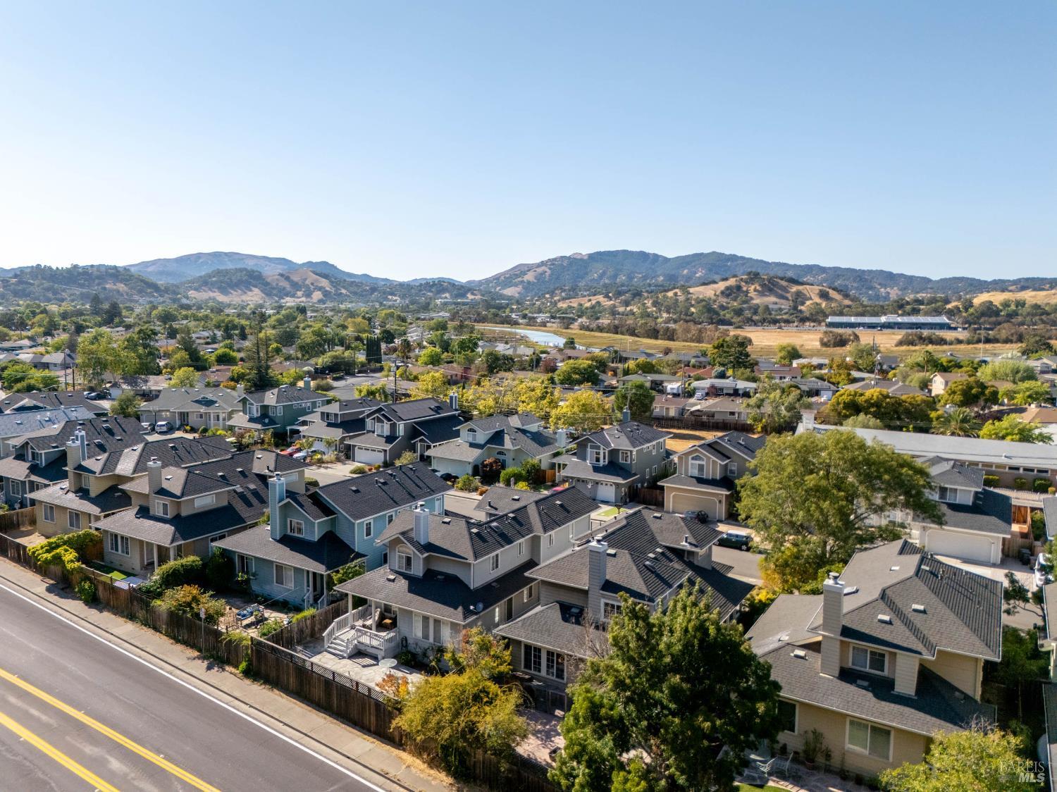 Detail Gallery Image 68 of 82 For 28 Adrian Ter, San Rafael,  CA 94903 - 3 Beds | 2/1 Baths