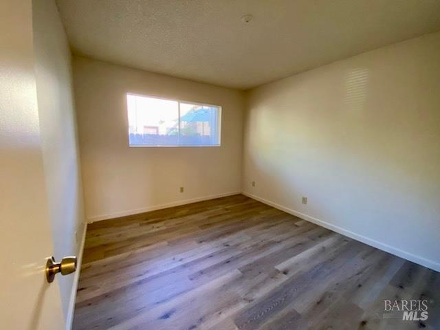 Detail Gallery Image 7 of 17 For 950 Santa Alicia Dr, Rohnert Park,  CA 94928 - – Beds | – Baths