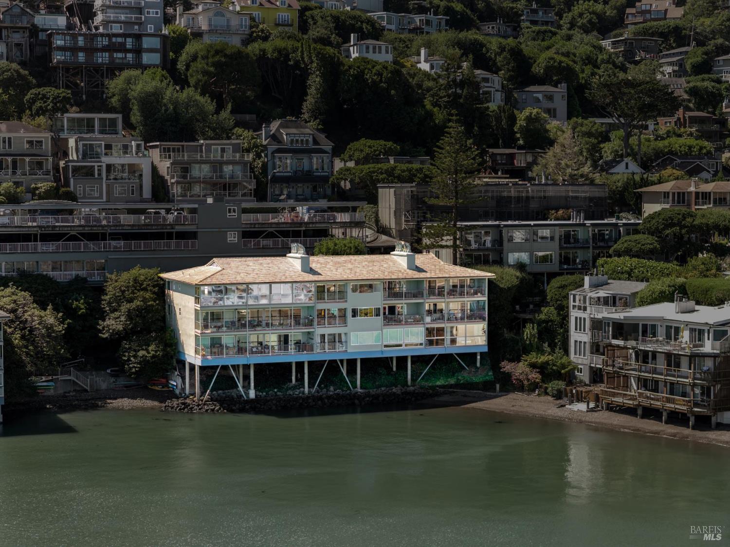 Detail Gallery Image 34 of 45 For 100 South St #101,  Sausalito,  CA 94965 - 2 Beds | 2 Baths