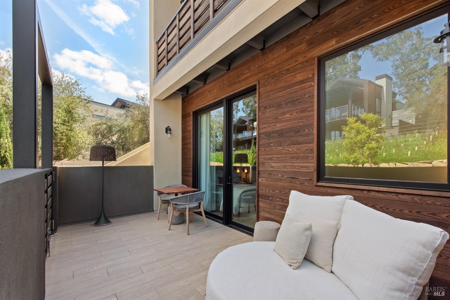 Detail Gallery Image 19 of 28 For 1421 Stanly Ln #D,  Napa,  CA 94559 - 2 Beds | 2/1 Baths
