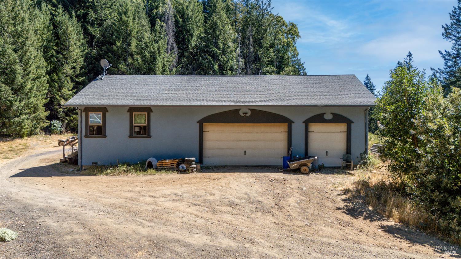 Detail Gallery Image 14 of 35 For Address Is Not Disclosed, Laytonville,  CA 95454 - 5 Beds | 4 Baths