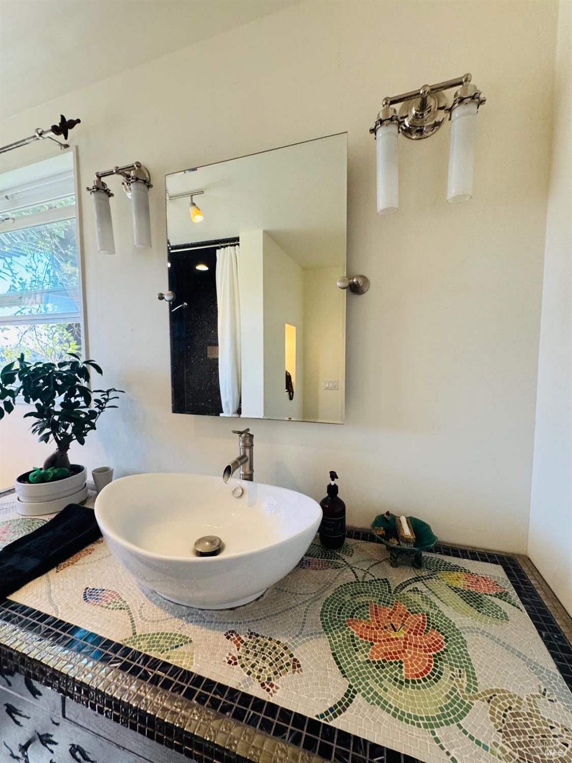 Detail Gallery Image 57 of 60 For 18574 Tomki Rd, Redwood Valley,  CA 95470 - 2 Beds | 2 Baths