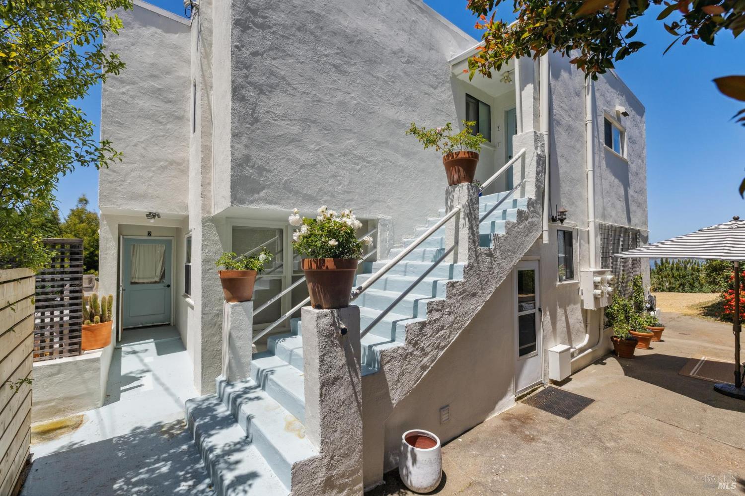 Detail Gallery Image 34 of 71 For 503 Easterby St, Sausalito,  CA 94965 - 5 Beds | 4 Baths