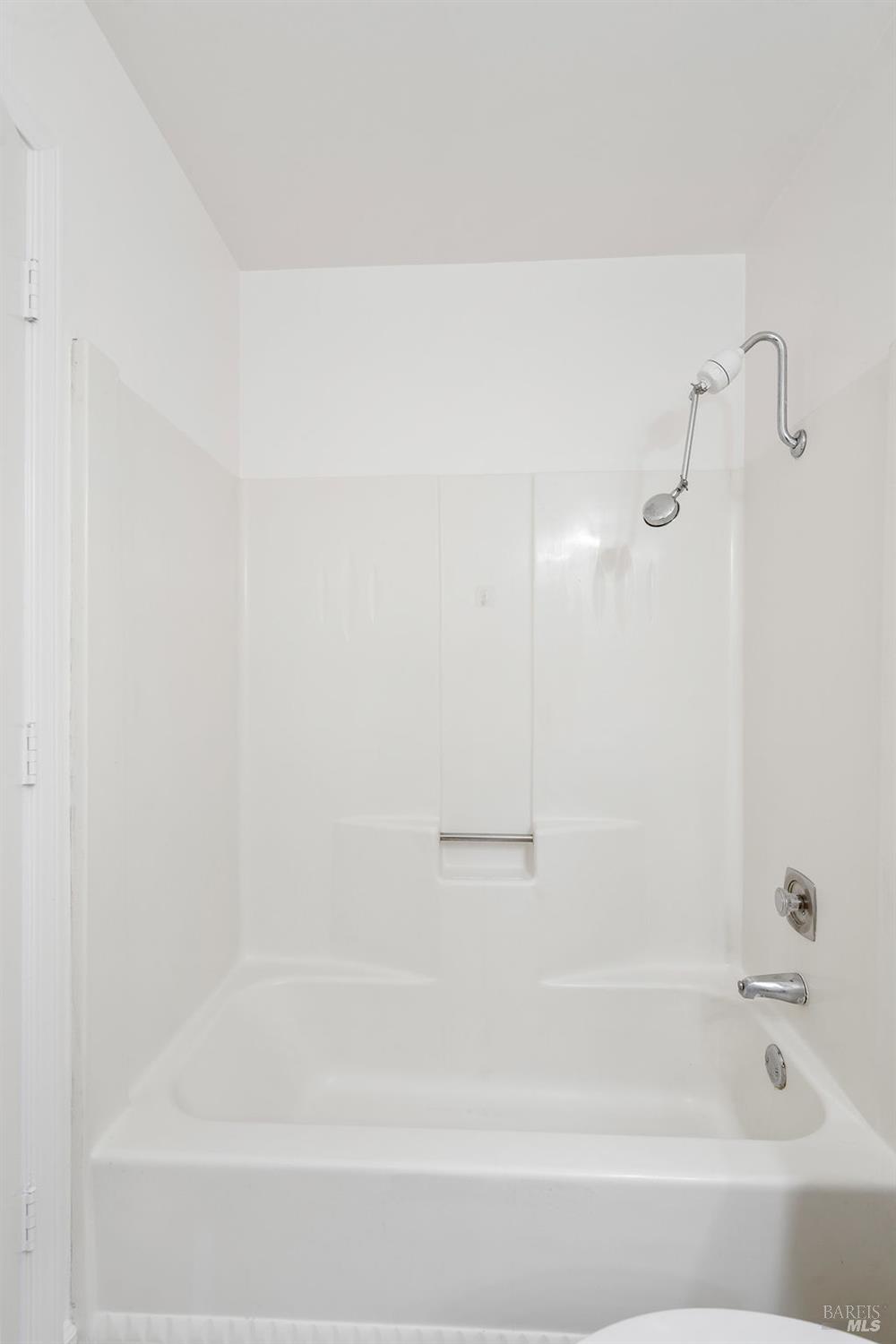 Detail Gallery Image 31 of 45 For 432 Turner Dr, Benicia,  CA 94510 - 4 Beds | 2/1 Baths
