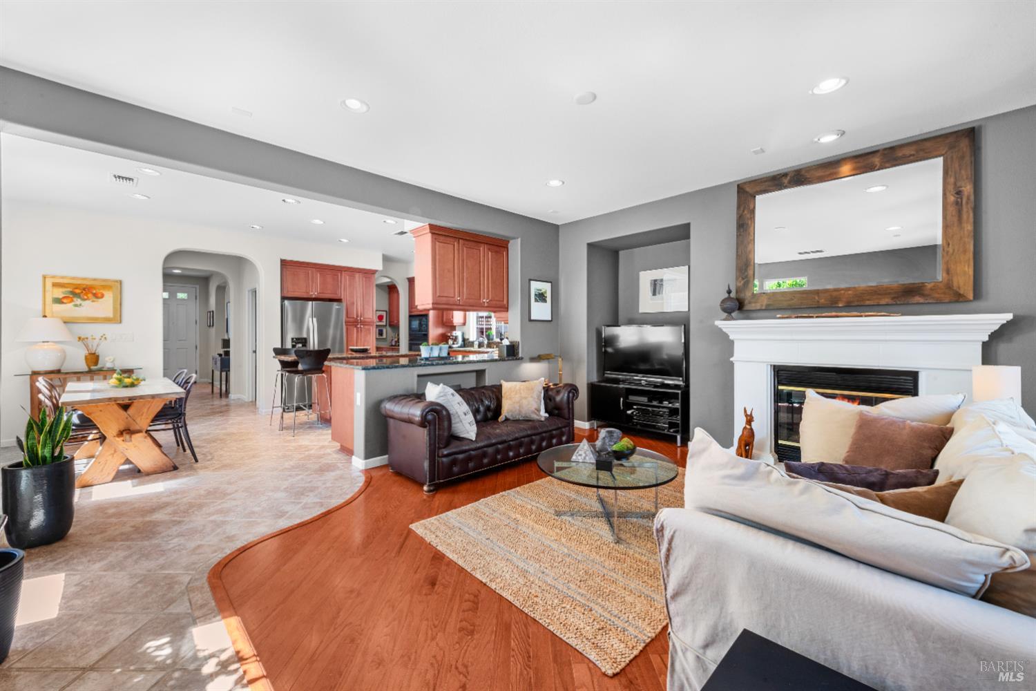 Detail Gallery Image 38 of 99 For 4168 Summer Gate Ave, Vallejo,  CA 94591 - 4 Beds | 3/1 Baths