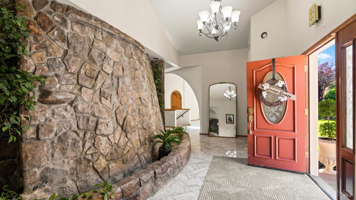 Detail Gallery Image 11 of 99 For 3380 Hidden Valley Ln, Fairfield,  CA 94534 - 5 Beds | 6/1 Baths