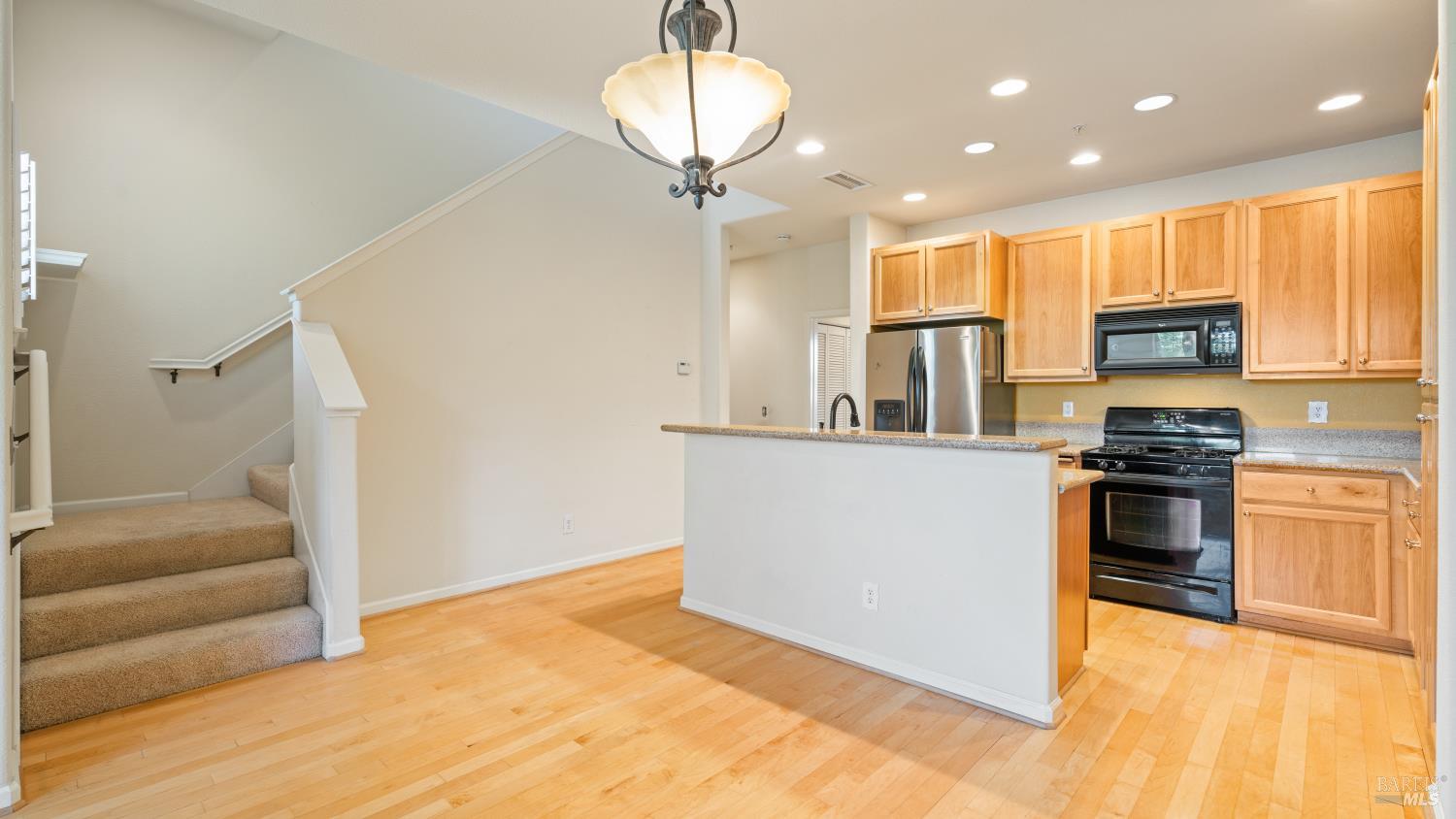 Detail Gallery Image 24 of 35 For 7006 Santero Way, Cotati,  CA 94931 - 3 Beds | 2 Baths