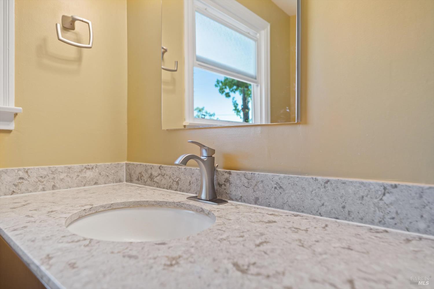 Detail Gallery Image 19 of 65 For 644 Piezzi Rd, Santa Rosa,  CA 95401 - 3 Beds | 1/1 Baths