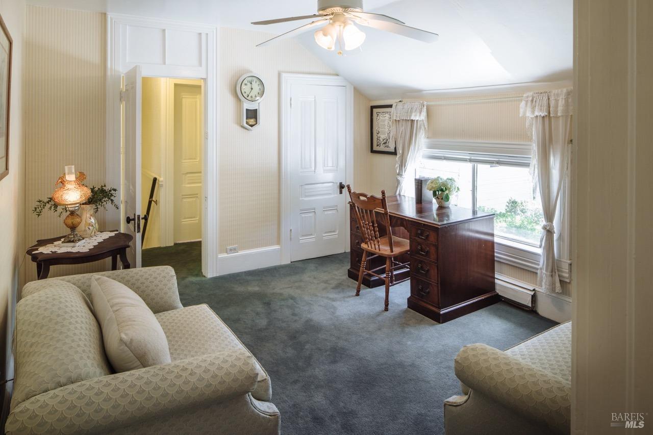 Detail Gallery Image 29 of 69 For 5215 Lakeville Hwy, Petaluma,  CA 94954 - 6 Beds | 5/1 Baths