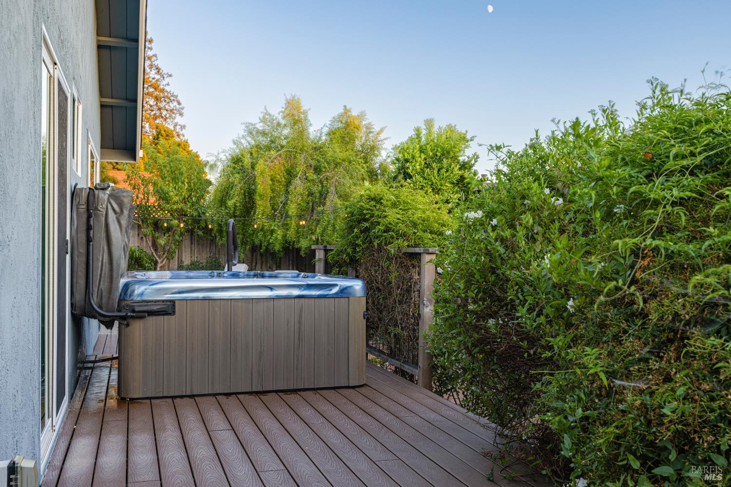 Detail Gallery Image 50 of 52 For 1024 Palmetto Way, Petaluma,  CA 94954 - 3 Beds | 2 Baths