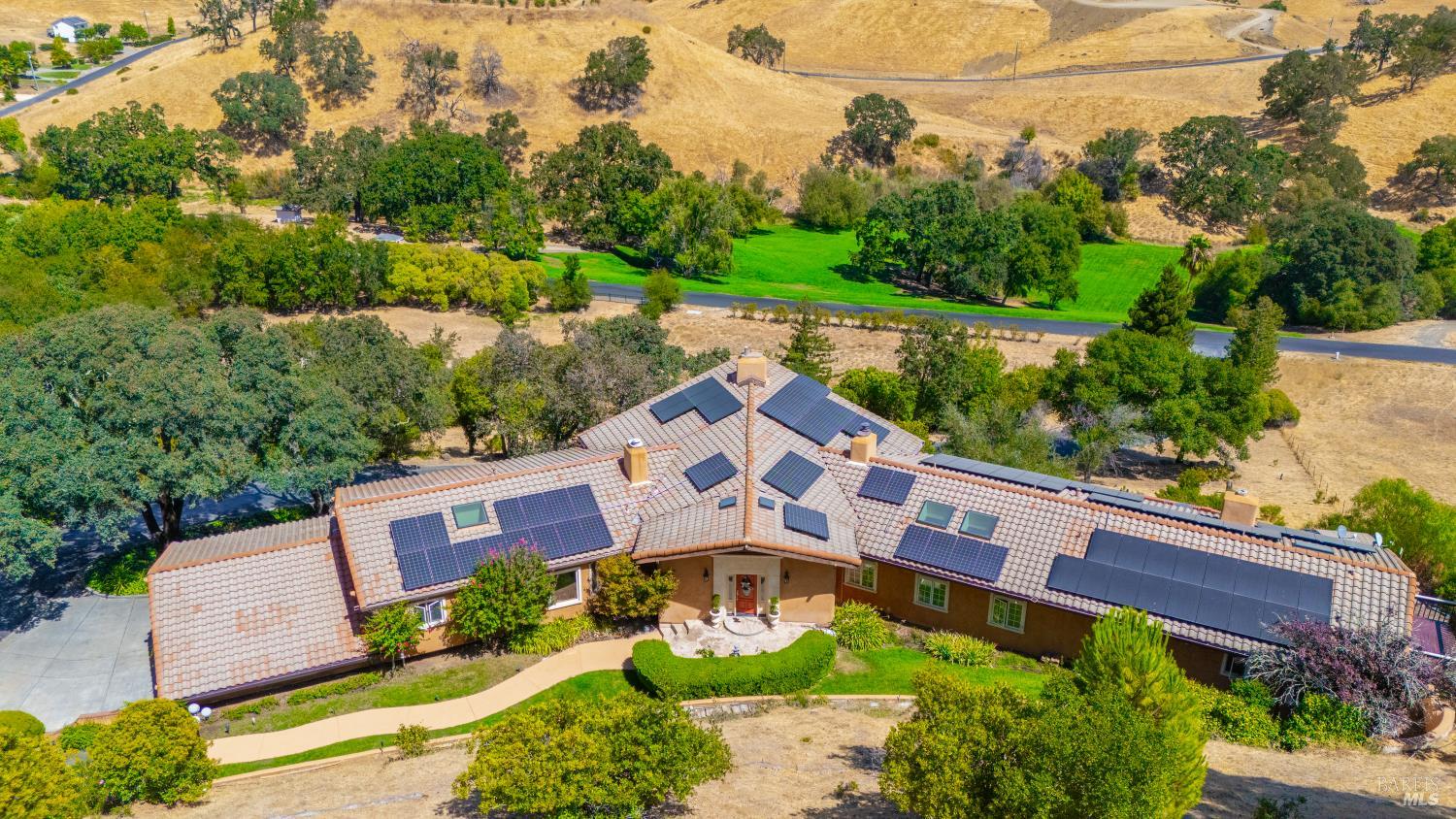 Detail Gallery Image 95 of 99 For 3380 Hidden Valley Ln, Fairfield,  CA 94534 - 5 Beds | 6/1 Baths