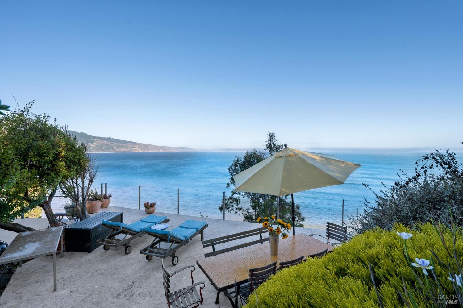 Detail Gallery Image 30 of 46 For 41 Ocean Ave, Bolinas,  CA 94924 - 3 Beds | 2 Baths