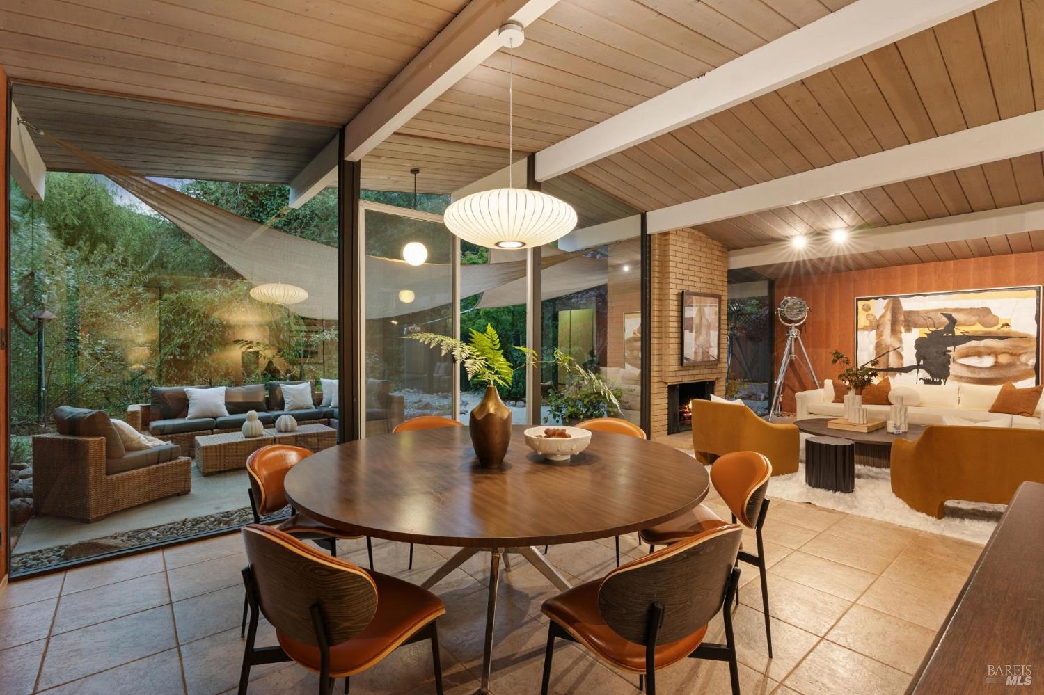 Detail Gallery Image 18 of 56 For 12 Mount Susitna Ct, San Rafael,  CA 94903 - 4 Beds | 2 Baths