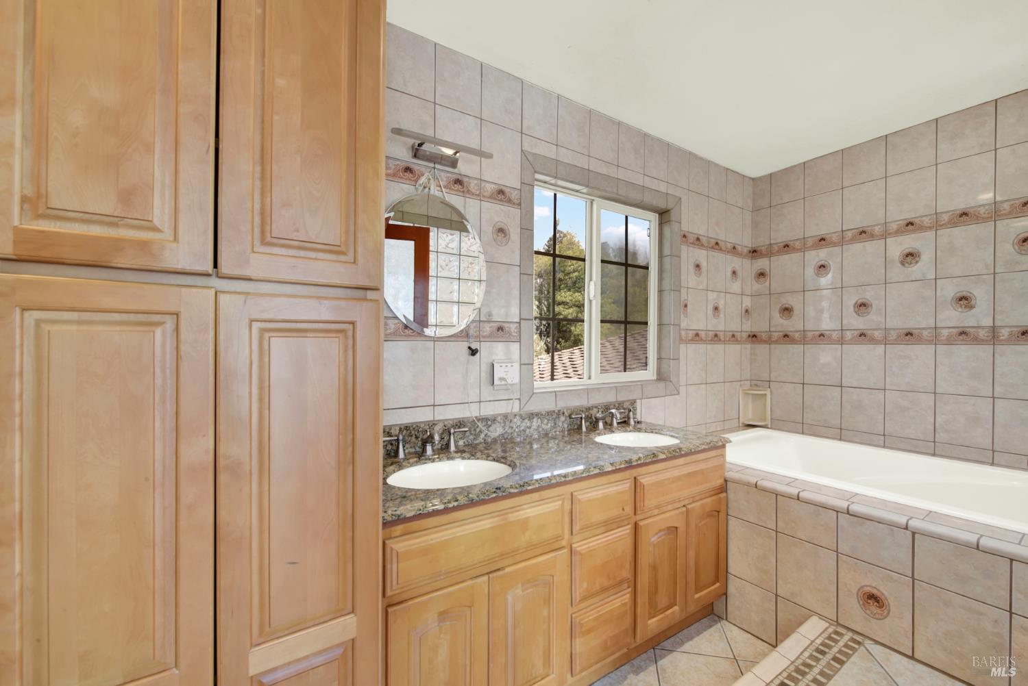 Detail Gallery Image 34 of 64 For 2629 Brooks Ave, El Cerrito,  CA 94530 - 5 Beds | 3/1 Baths