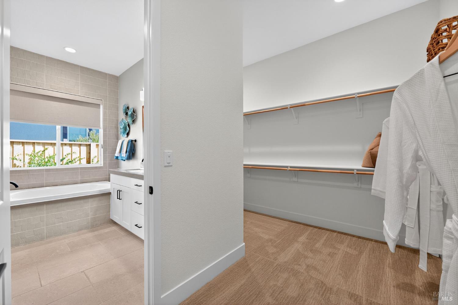 Detail Gallery Image 23 of 33 For 408 Beyers St, Oakley,  CA 94561 - 5 Beds | 3/1 Baths