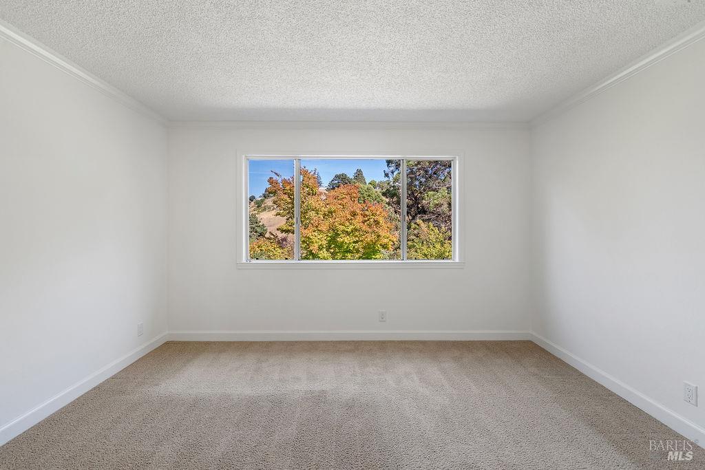 Detail Gallery Image 23 of 45 For 432 Turner Dr, Benicia,  CA 94510 - 4 Beds | 2/1 Baths
