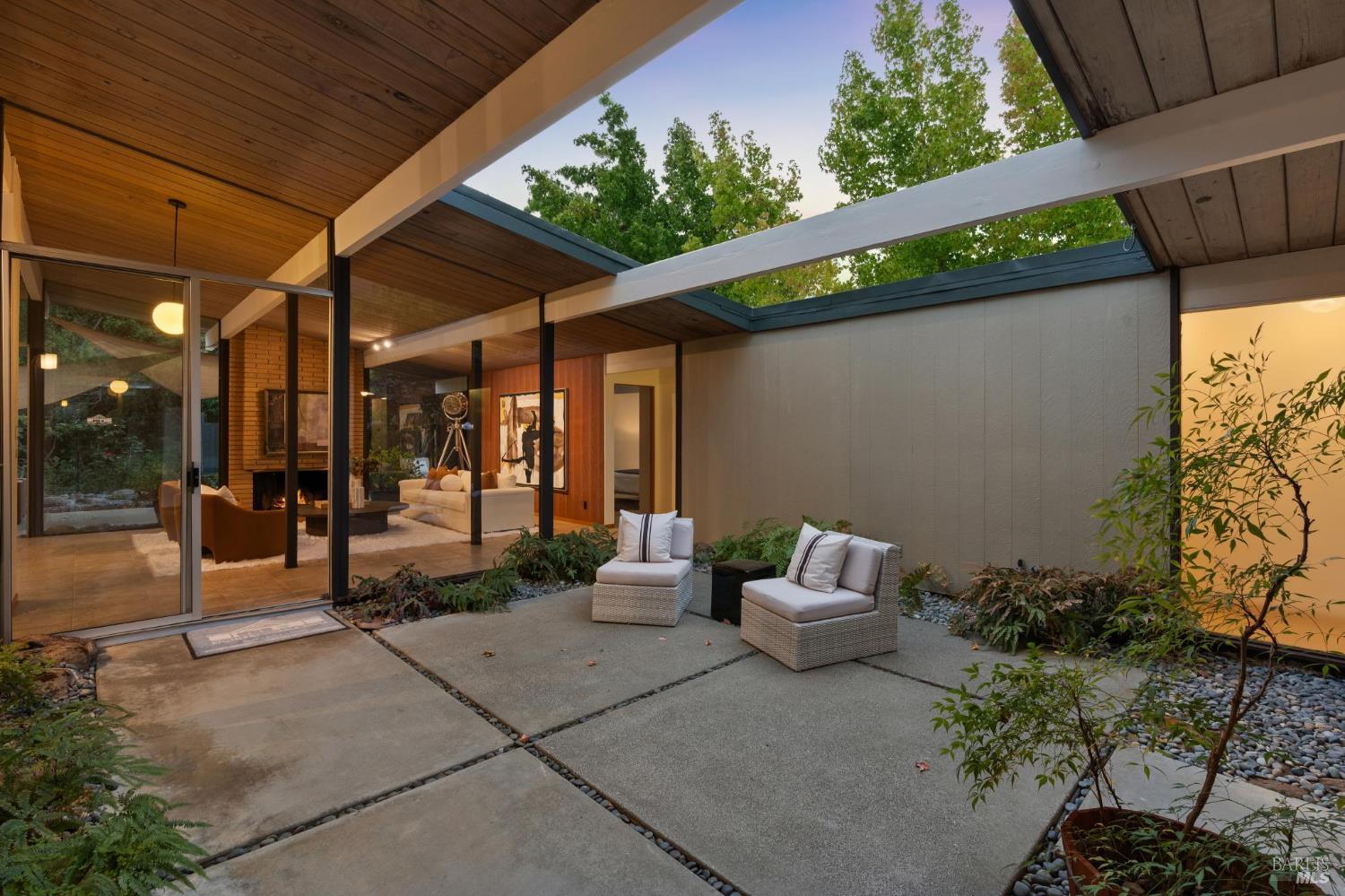 Detail Gallery Image 43 of 56 For 12 Mount Susitna Ct, San Rafael,  CA 94903 - 4 Beds | 2 Baths