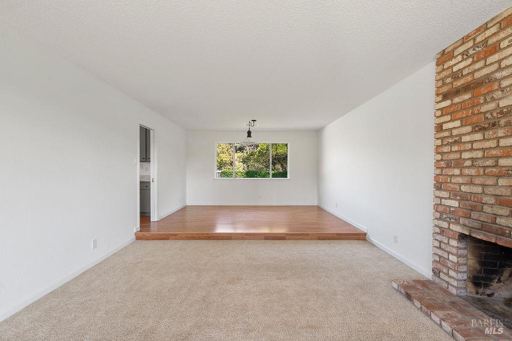 Detail Gallery Image 6 of 45 For 432 Turner Dr, Benicia,  CA 94510 - 4 Beds | 2/1 Baths