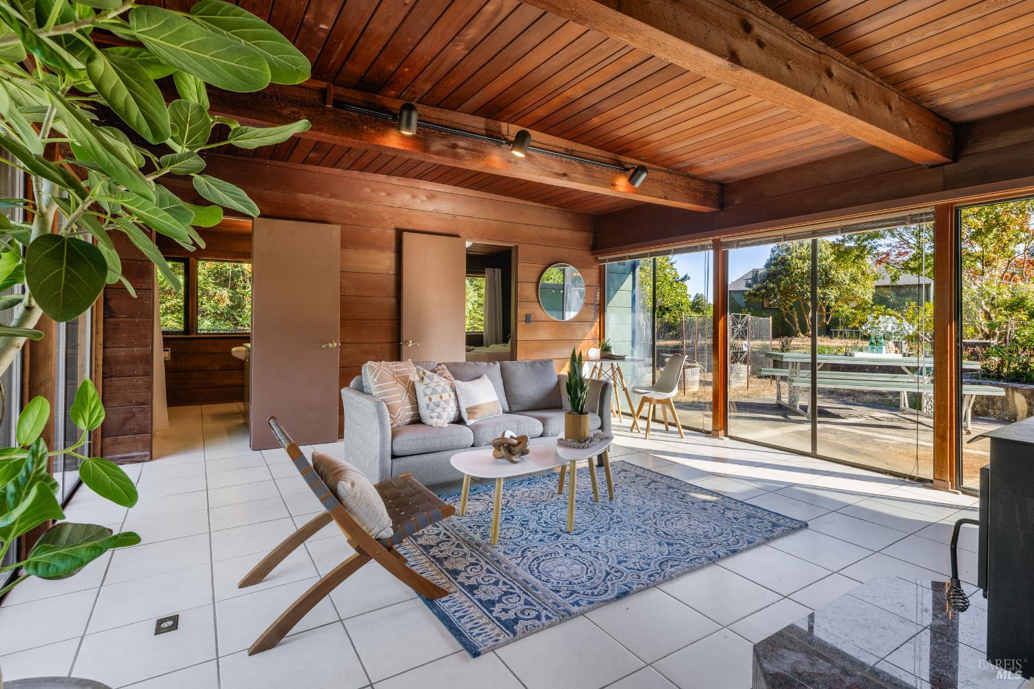 Detail Gallery Image 29 of 43 For 11370 Occidental Rd, Sebastopol,  CA 95472 - 4 Beds | 3 Baths