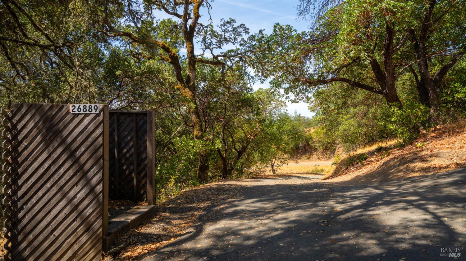 Detail Gallery Image 2 of 64 For 26889 Toyon Ln, Cloverdale,  CA 95425 - 3 Beds | 2 Baths