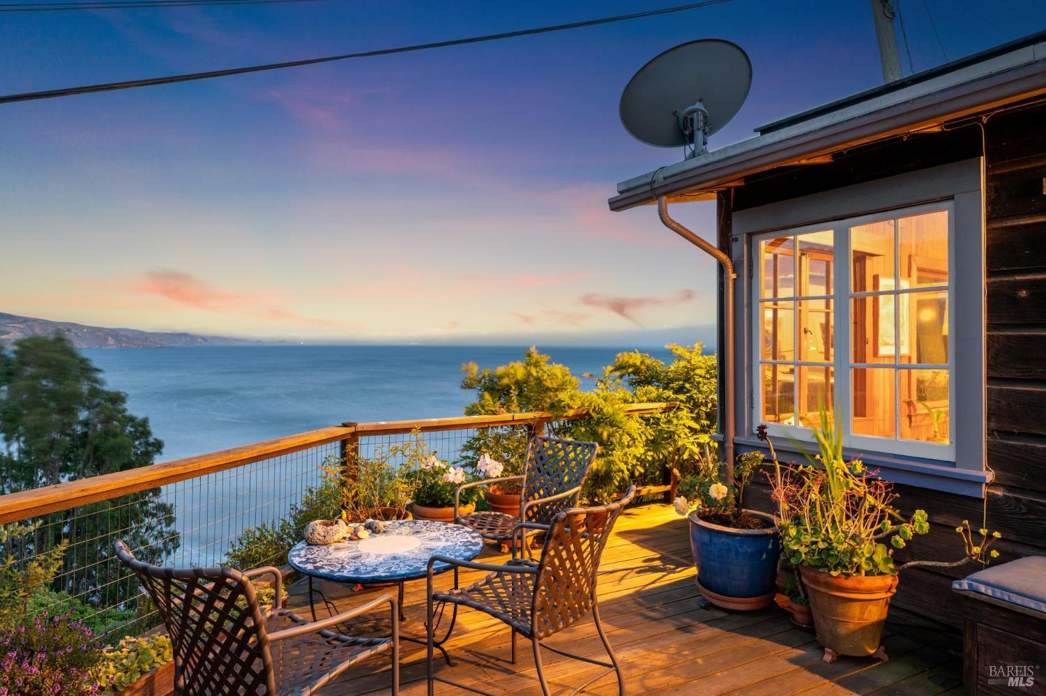 Detail Gallery Image 44 of 46 For 41 Ocean Ave, Bolinas,  CA 94924 - 3 Beds | 2 Baths