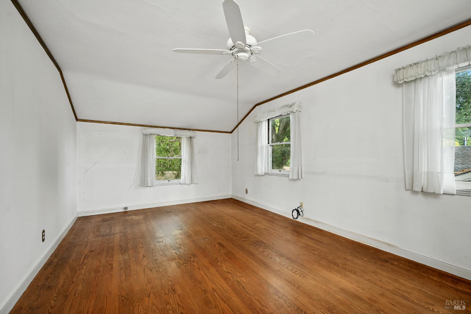Detail Gallery Image 12 of 23 For 1063 Clark St, Santa Rosa,  CA 95404 - 3 Beds | 1/1 Baths