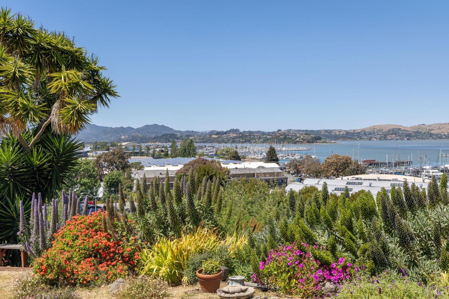 Detail Gallery Image 68 of 71 For 503 Easterby St, Sausalito,  CA 94965 - 5 Beds | 4 Baths