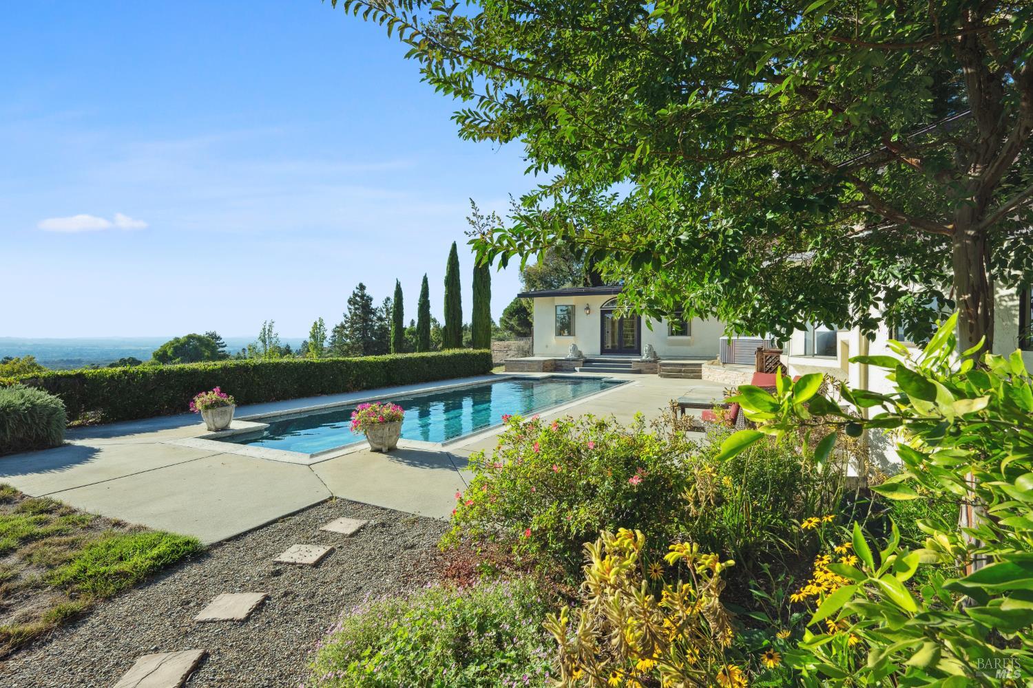Detail Gallery Image 1 of 71 For 4636 Pepperwood Dr, Penngrove,  CA 94951 - 3 Beds | 2/1 Baths