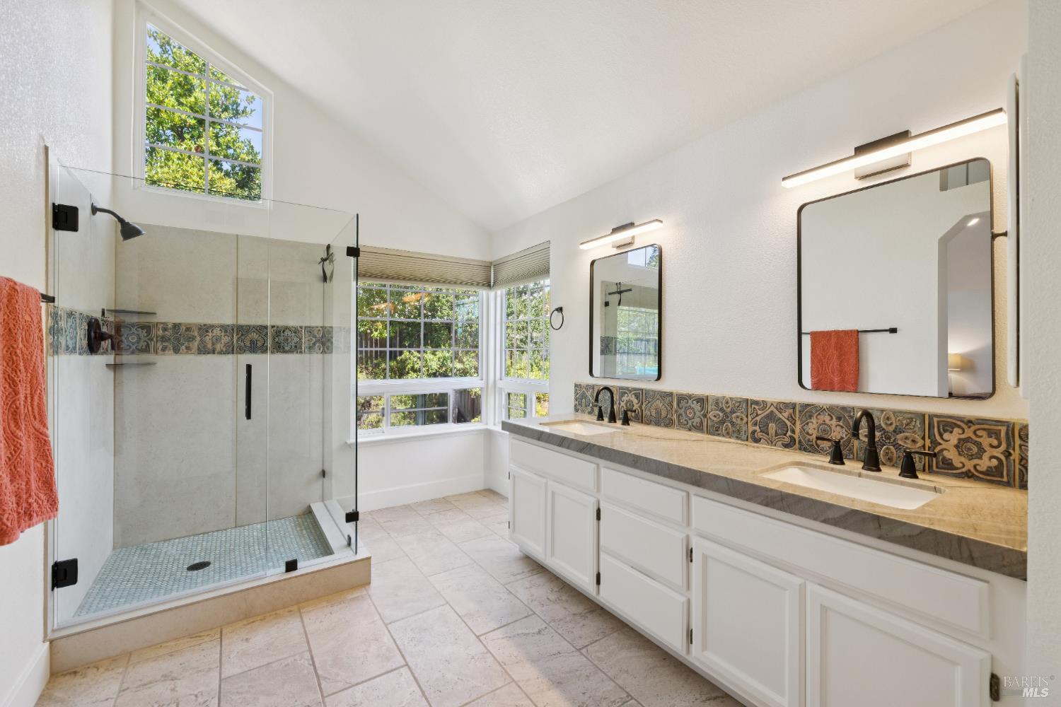 Detail Gallery Image 22 of 44 For 770 Miramonte St, Windsor,  CA 95492 - 4 Beds | 3 Baths