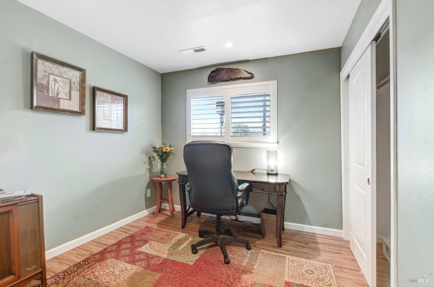Detail Gallery Image 25 of 37 For 1721 Jennings Ave, Santa Rosa,  CA 95401 - 3 Beds | 2 Baths