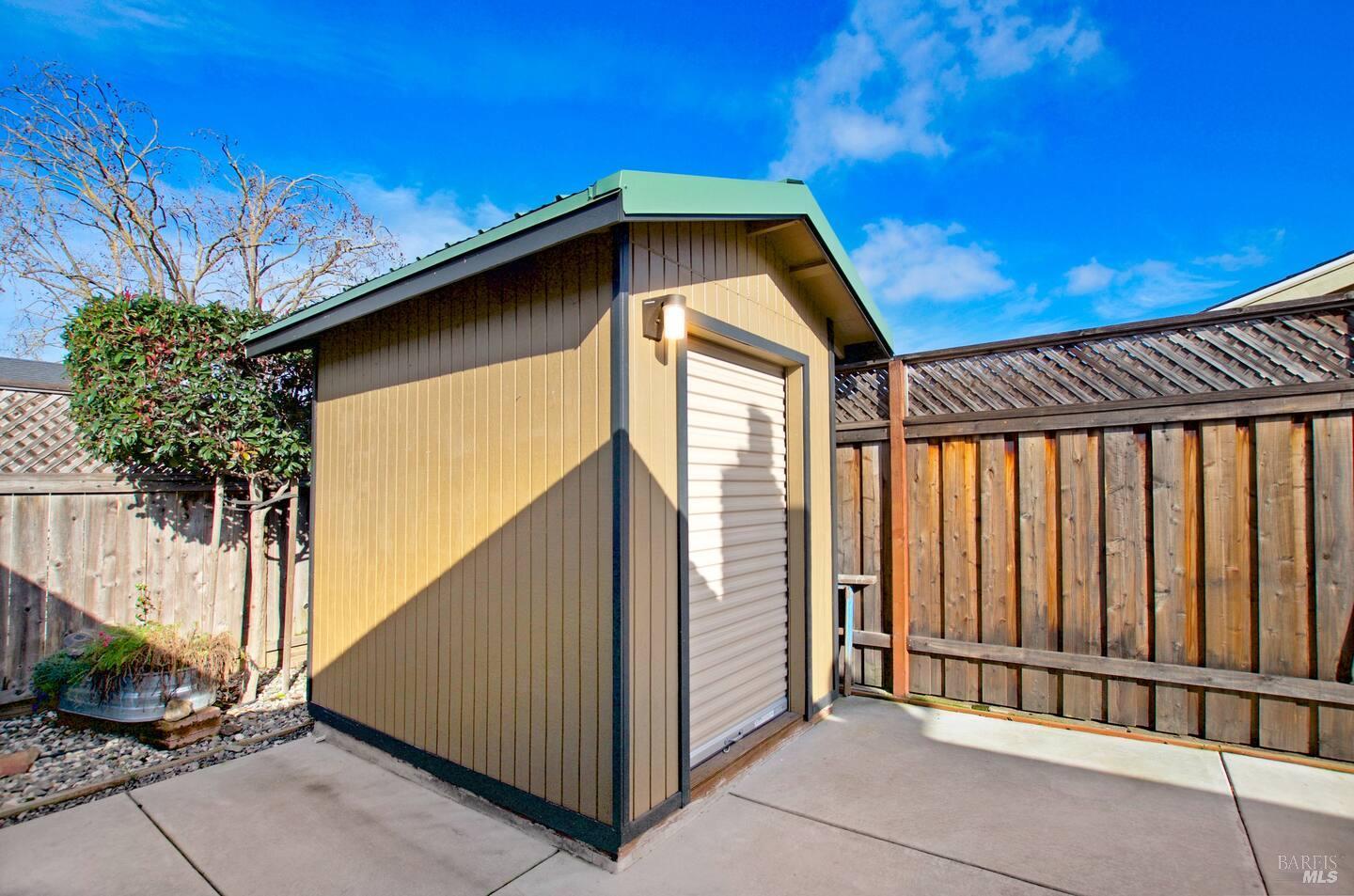 Detail Gallery Image 32 of 37 For 1721 Jennings Ave, Santa Rosa,  CA 95401 - 3 Beds | 2 Baths