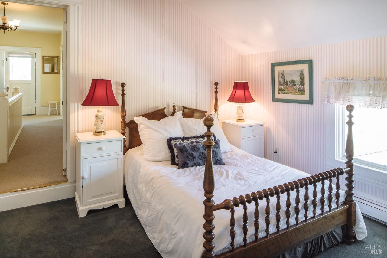 Detail Gallery Image 32 of 69 For 5215 Lakeville Hwy, Petaluma,  CA 94954 - 6 Beds | 5/1 Baths