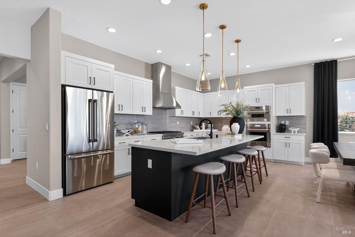 Detail Gallery Image 10 of 33 For 408 Beyers St, Oakley,  CA 94561 - 5 Beds | 3/1 Baths