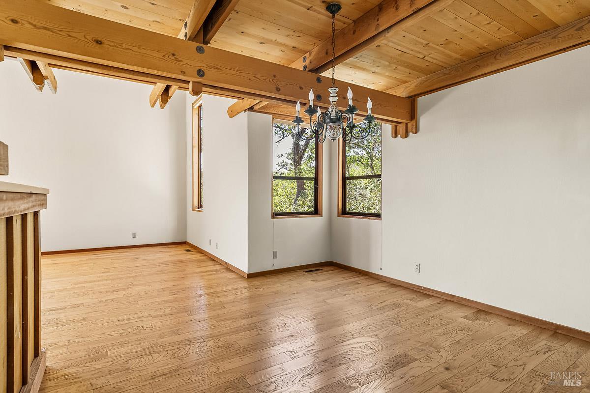 Detail Gallery Image 12 of 37 For 91 Oak Ave, Novato,  CA 94945 - 3 Beds | 2/1 Baths