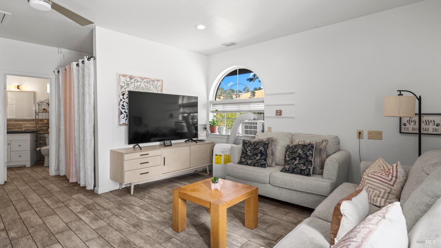 Detail Gallery Image 80 of 99 For 3380 Hidden Valley Ln, Fairfield,  CA 94534 - 5 Beds | 6/1 Baths