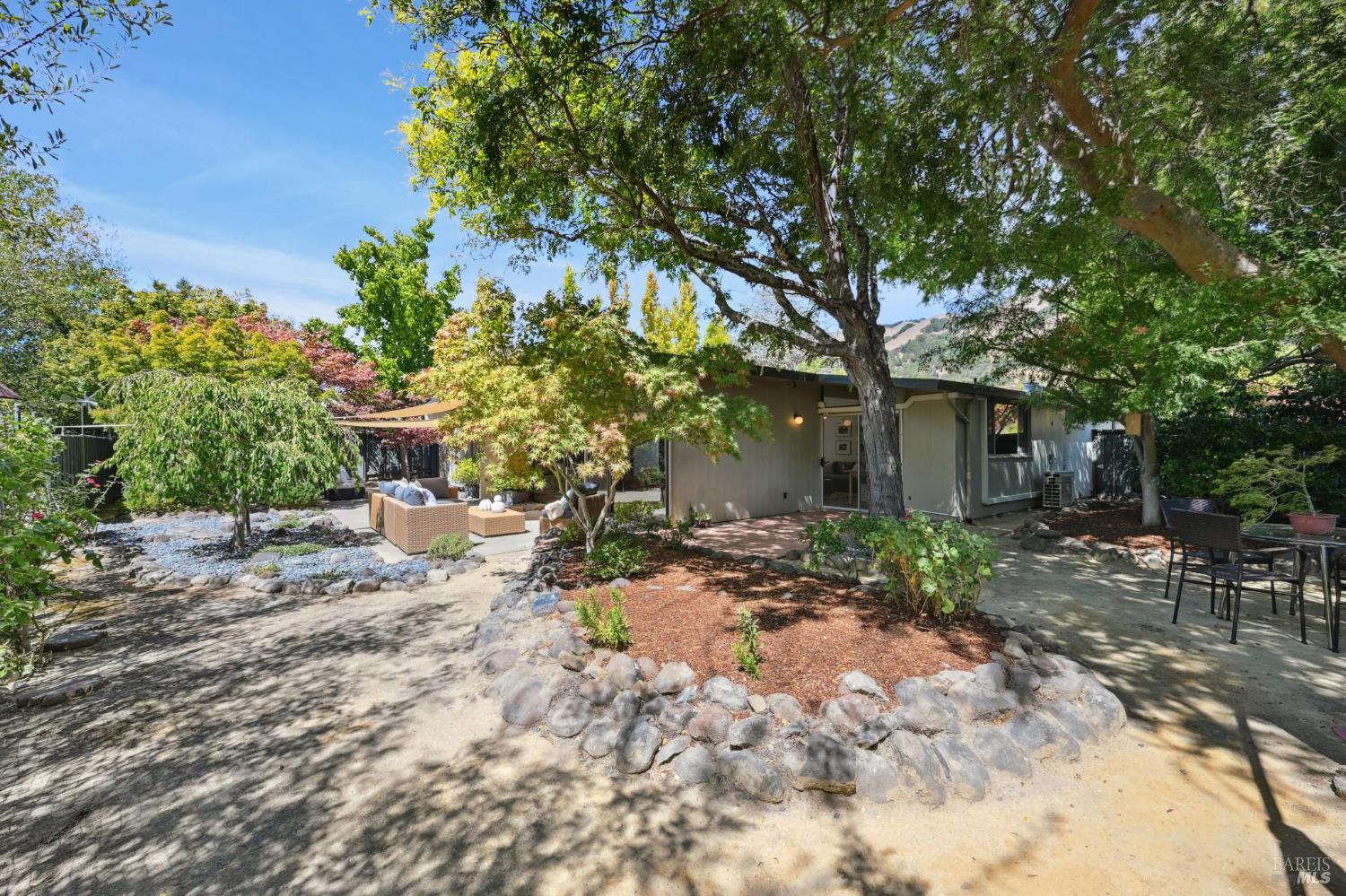 Detail Gallery Image 41 of 56 For 12 Mount Susitna Ct, San Rafael,  CA 94903 - 4 Beds | 2 Baths