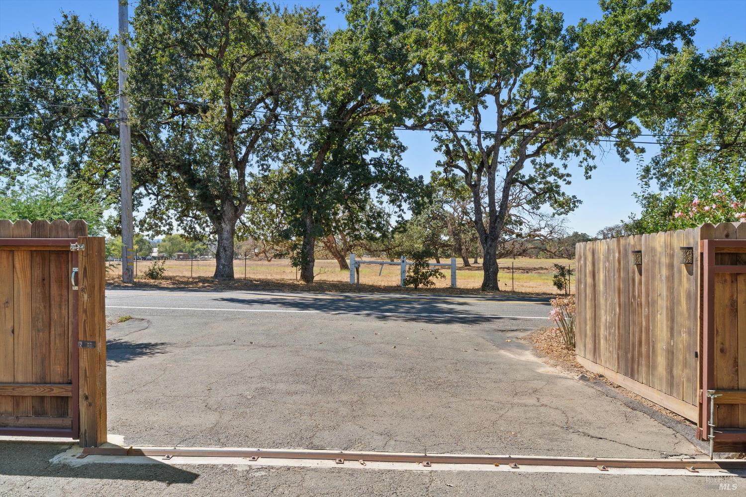 Detail Gallery Image 22 of 65 For 644 Piezzi Rd, Santa Rosa,  CA 95401 - 3 Beds | 1/1 Baths