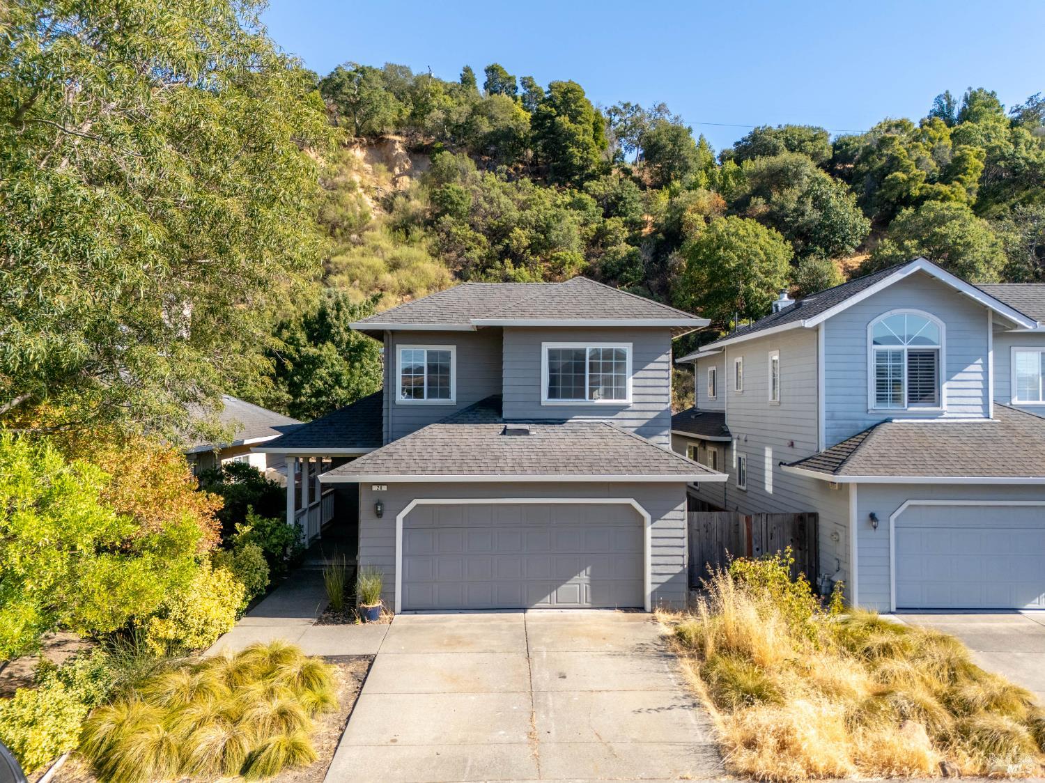 Detail Gallery Image 5 of 82 For 28 Adrian Ter, San Rafael,  CA 94903 - 3 Beds | 2/1 Baths