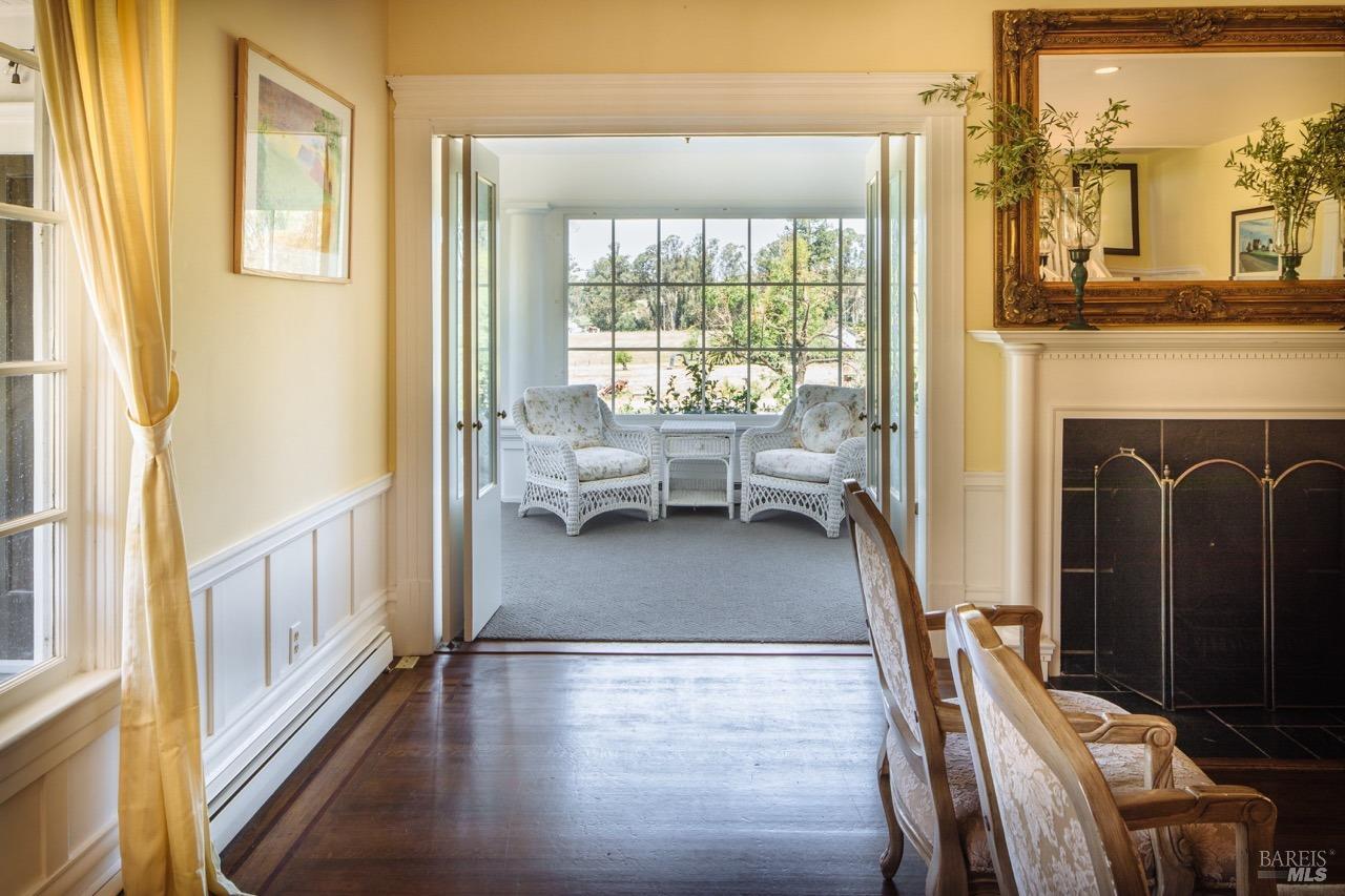 Detail Gallery Image 8 of 69 For 5215 Lakeville Hwy, Petaluma,  CA 94954 - 6 Beds | 5/1 Baths