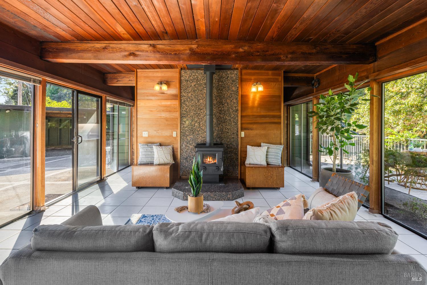 Detail Gallery Image 32 of 43 For 11370 Occidental Rd, Sebastopol,  CA 95472 - 4 Beds | 3 Baths