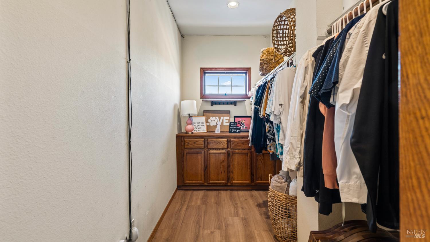 Detail Gallery Image 40 of 99 For 3380 Hidden Valley Ln, Fairfield,  CA 94534 - 5 Beds | 6/1 Baths
