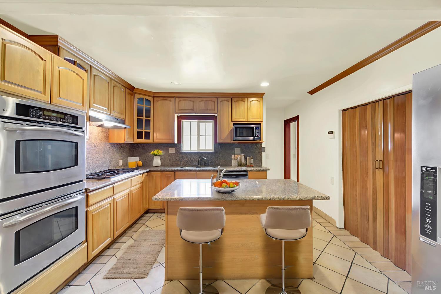 Detail Gallery Image 59 of 64 For 2629 Brooks Ave, El Cerrito,  CA 94530 - 5 Beds | 3/1 Baths