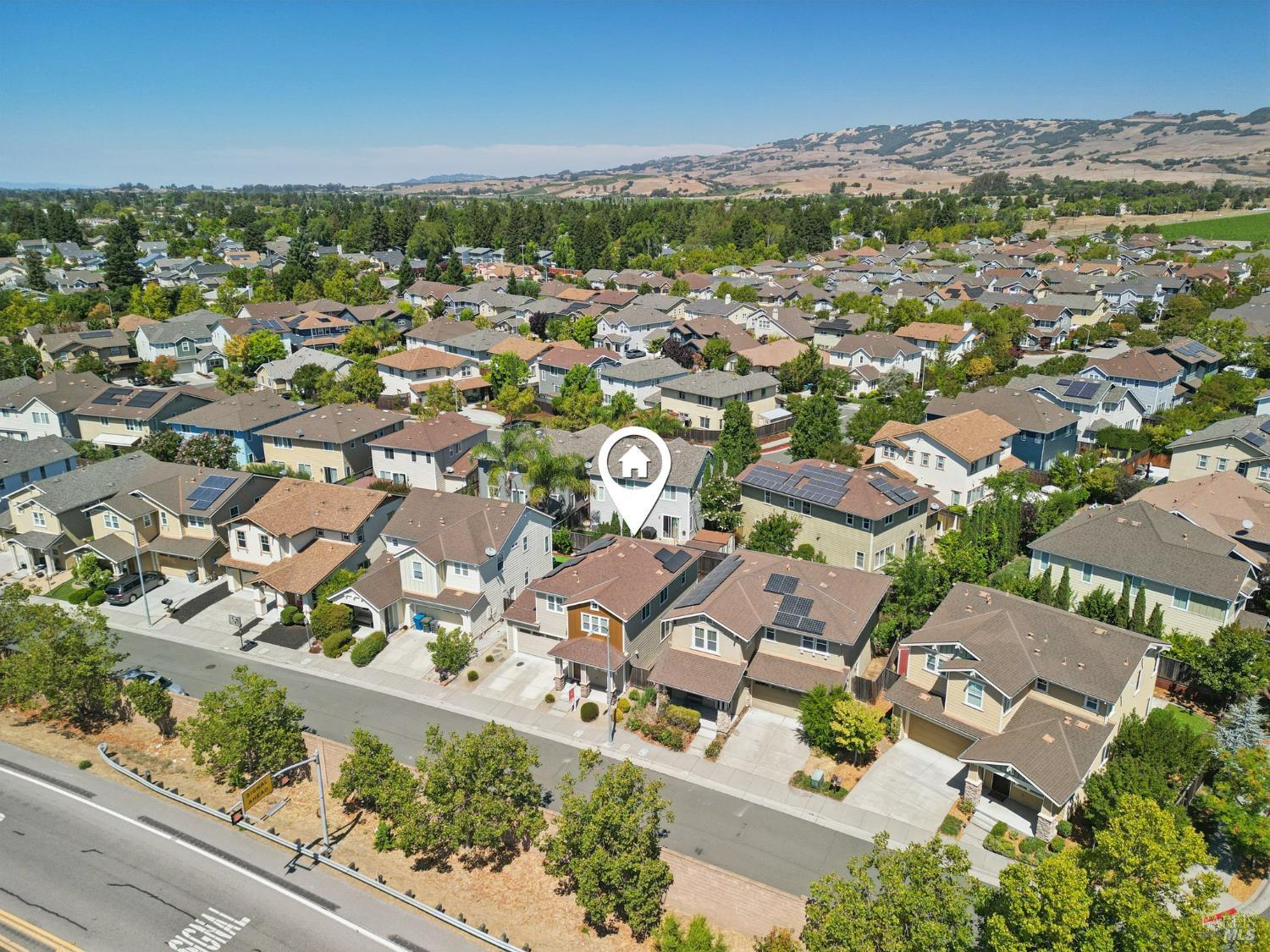 Detail Gallery Image 35 of 37 For 1747 Chinar Dr, Petaluma,  CA 94954 - 3 Beds | 2/1 Baths