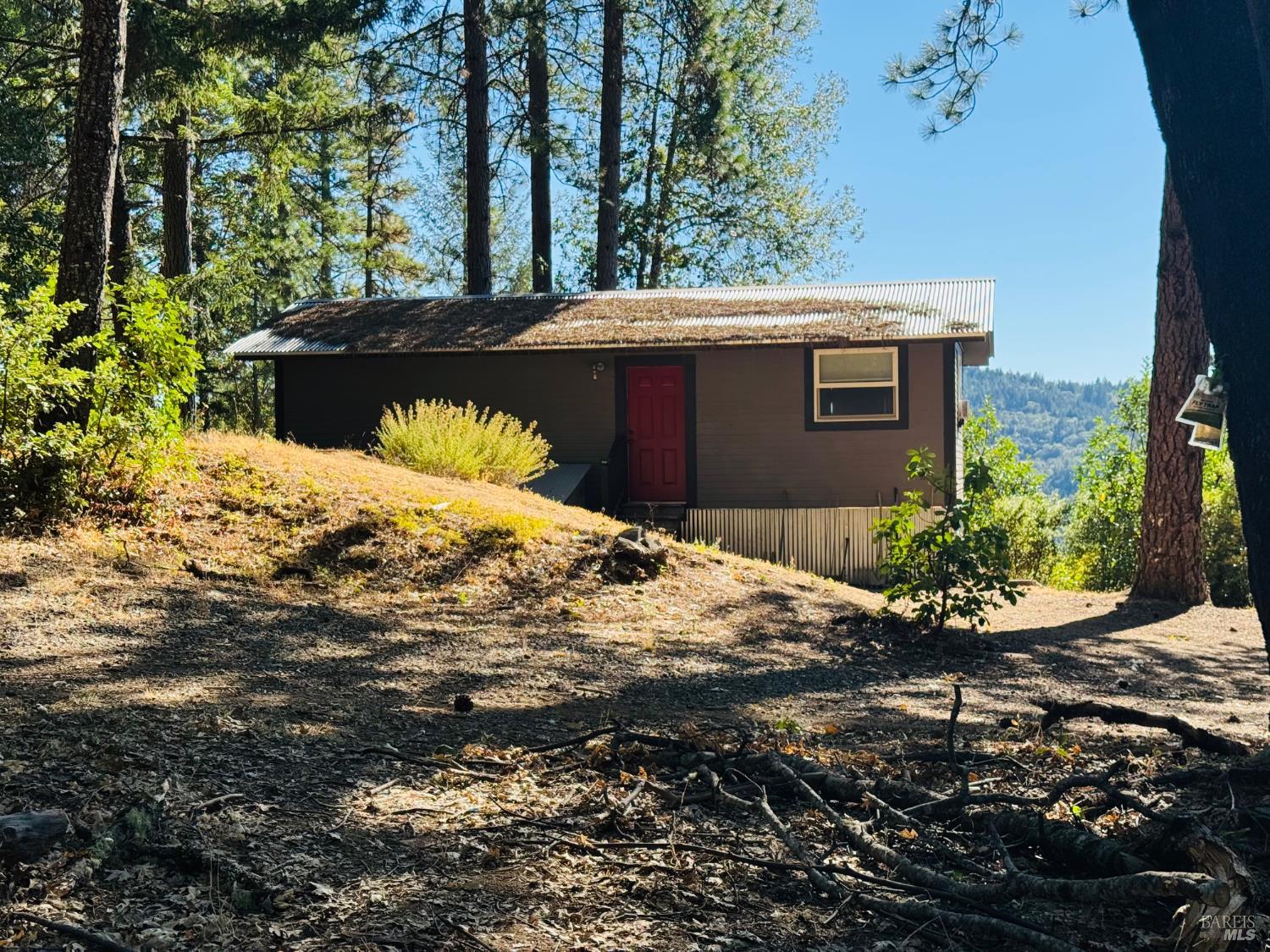 Detail Gallery Image 33 of 60 For 18574 Tomki Rd, Redwood Valley,  CA 95470 - 2 Beds | 2 Baths
