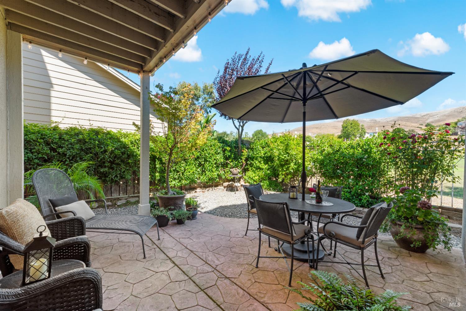 Detail Gallery Image 6 of 99 For 4168 Summer Gate Ave, Vallejo,  CA 94591 - 4 Beds | 3/1 Baths