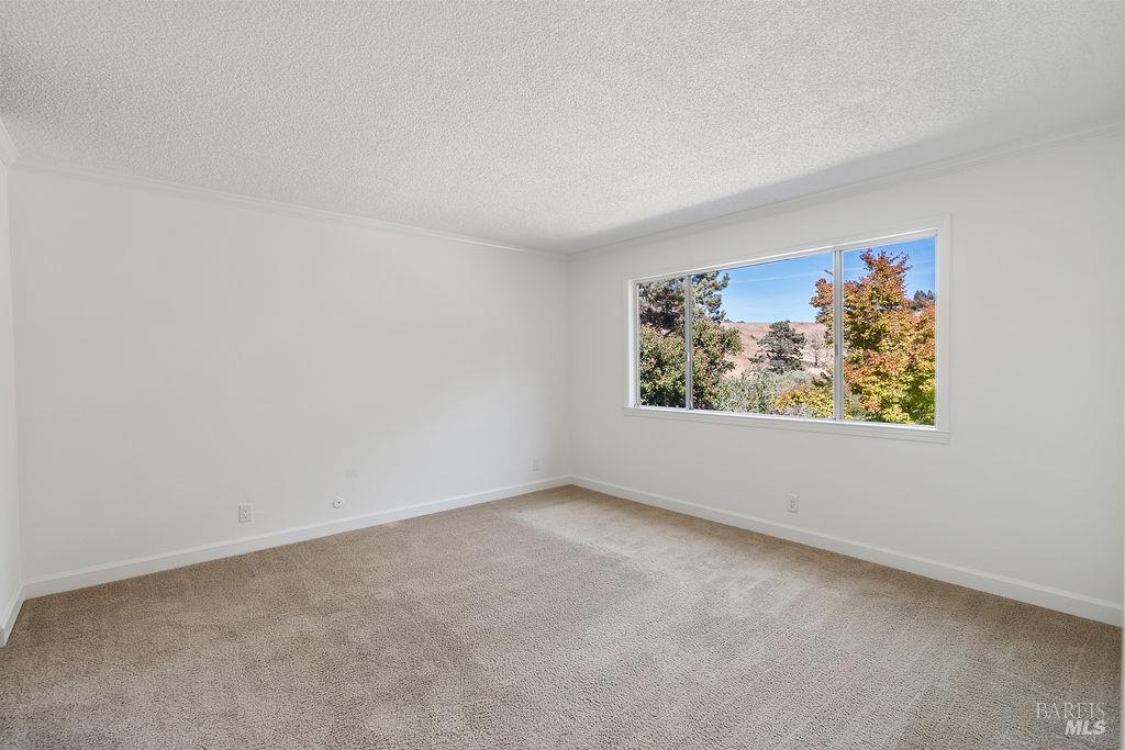 Detail Gallery Image 22 of 45 For 432 Turner Dr, Benicia,  CA 94510 - 4 Beds | 2/1 Baths