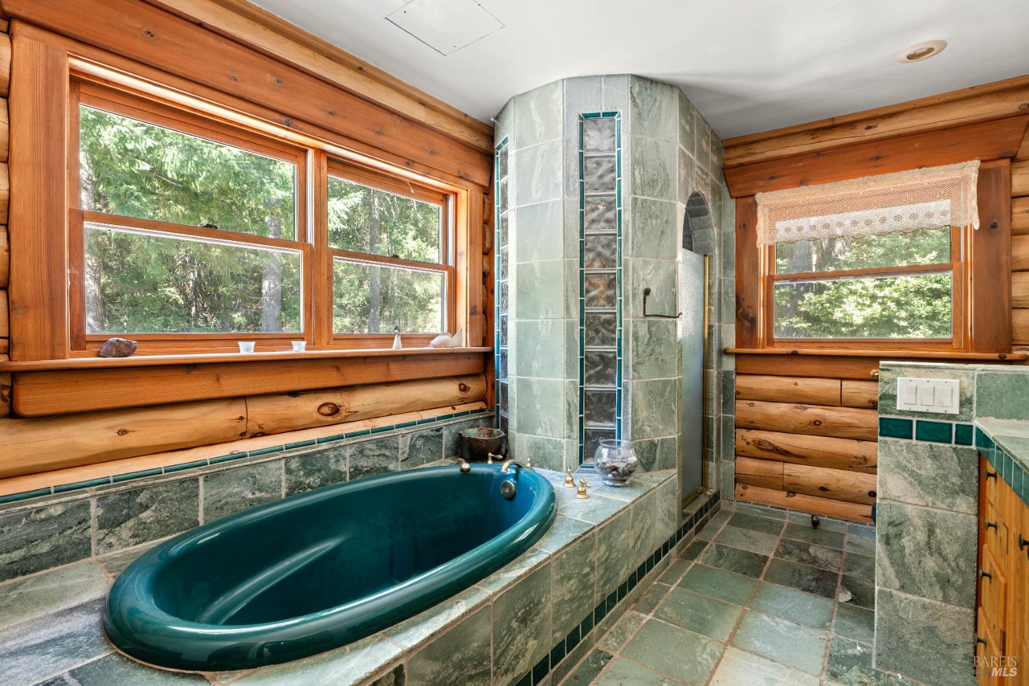 Detail Gallery Image 28 of 35 For Address Is Not Disclosed, Laytonville,  CA 95454 - 5 Beds | 4 Baths