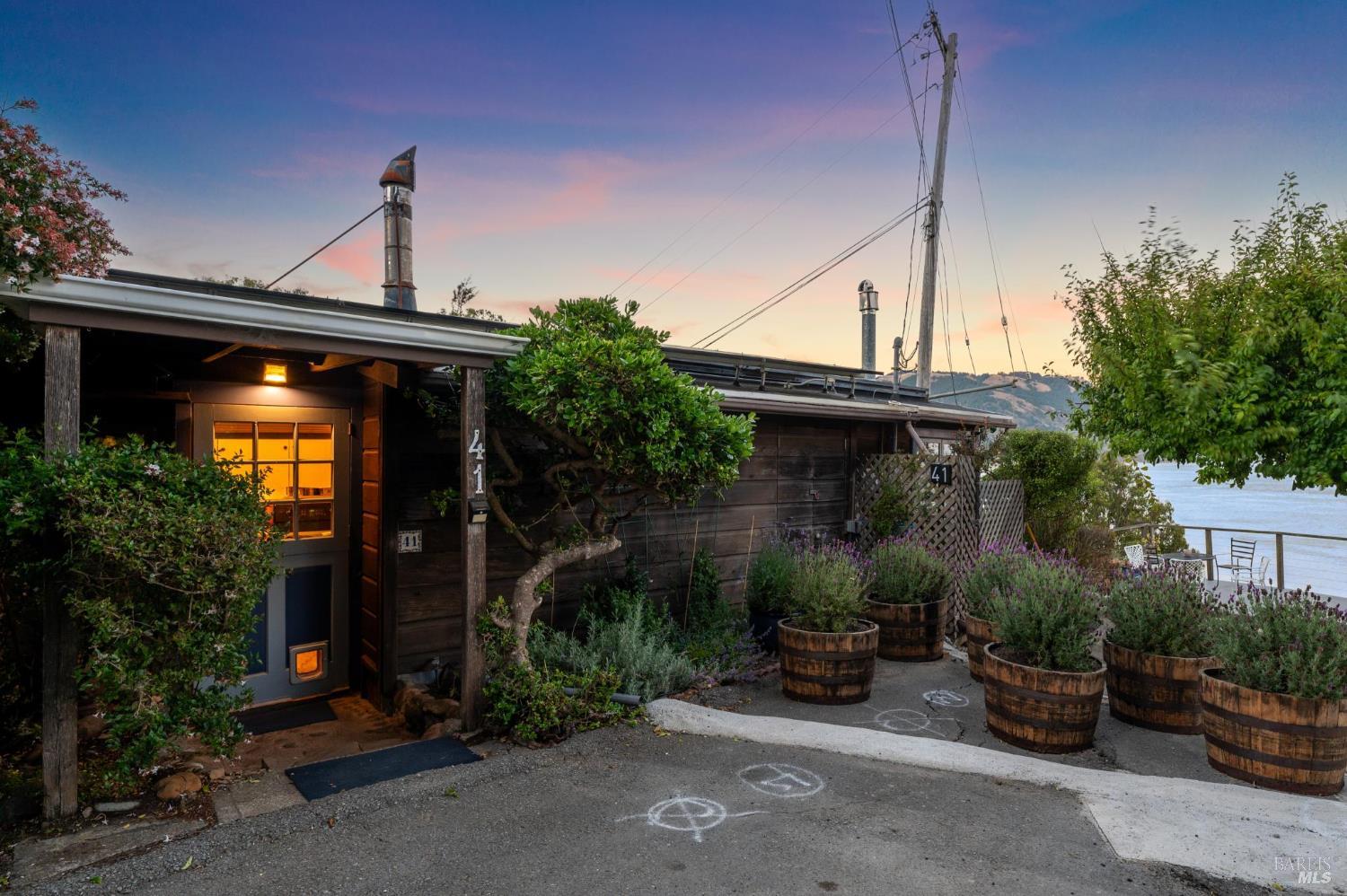 Detail Gallery Image 46 of 46 For 41 Ocean Ave, Bolinas,  CA 94924 - 3 Beds | 2 Baths