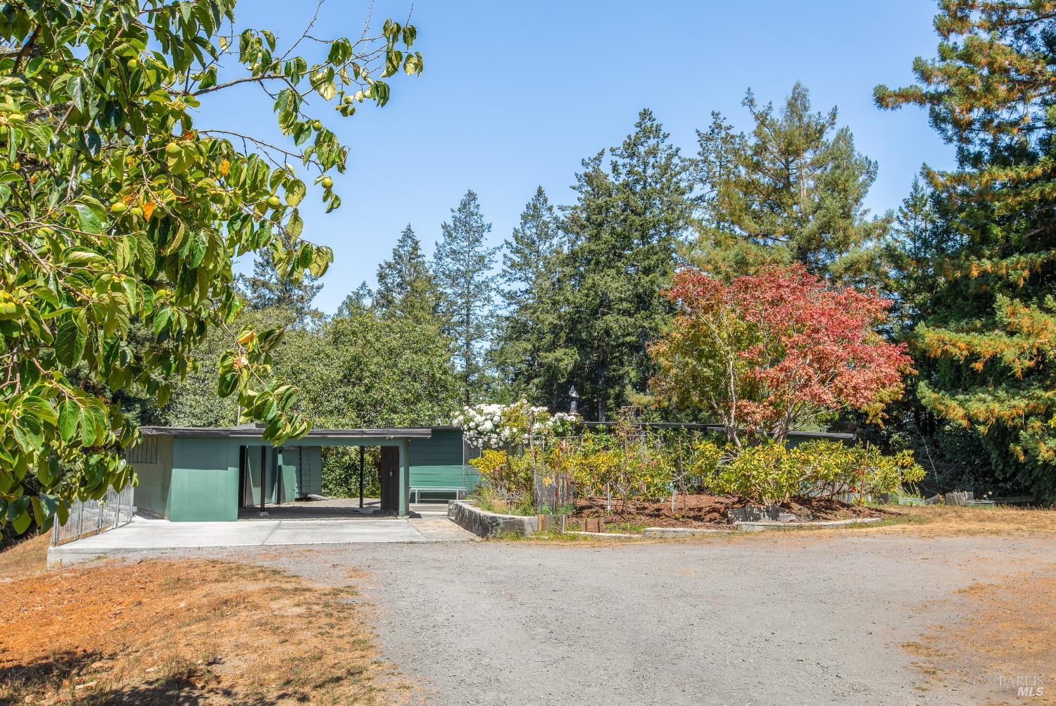 Detail Gallery Image 25 of 43 For 11370 Occidental Rd, Sebastopol,  CA 95472 - 4 Beds | 3 Baths
