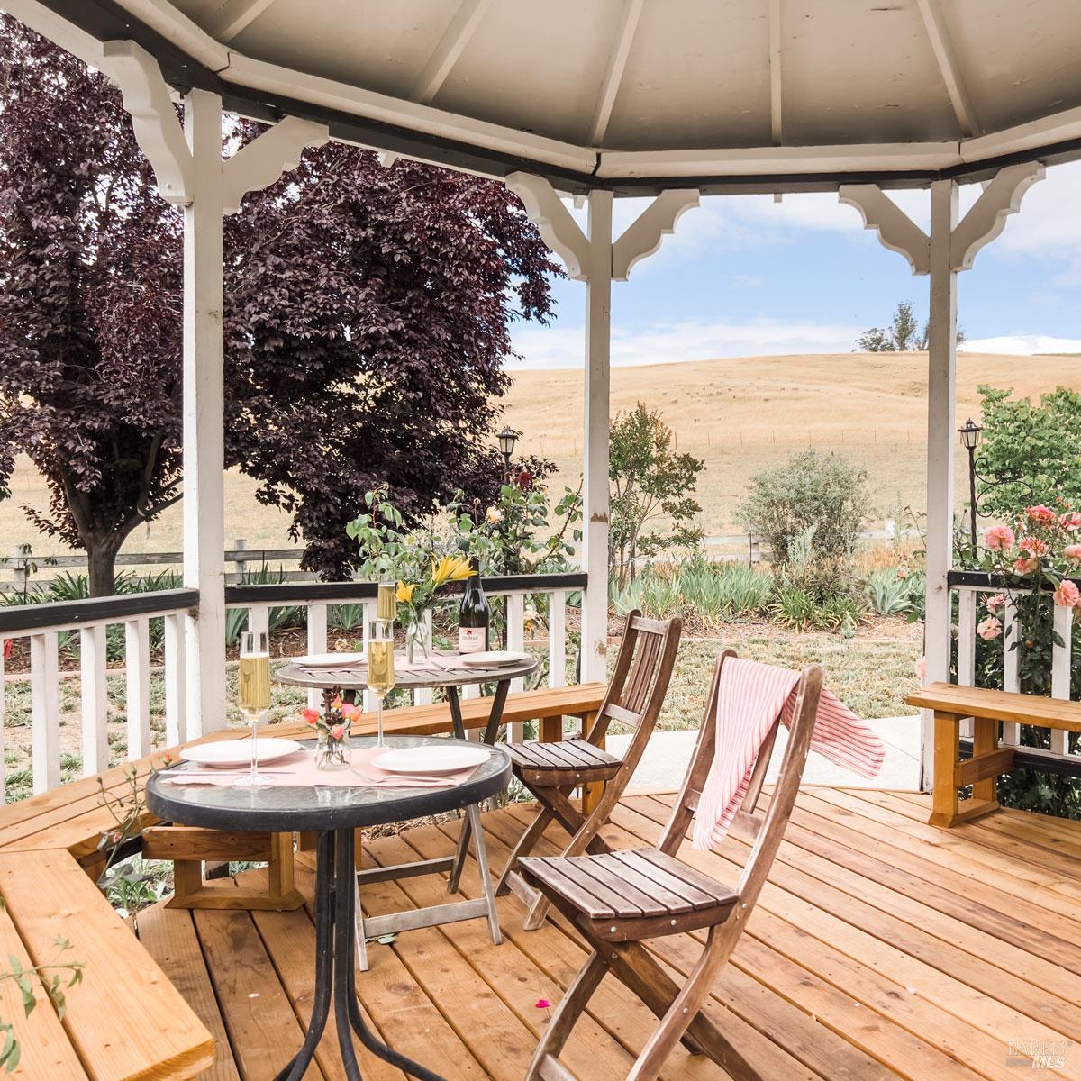Detail Gallery Image 51 of 69 For 5215 Lakeville Hwy, Petaluma,  CA 94954 - 6 Beds | 5/1 Baths